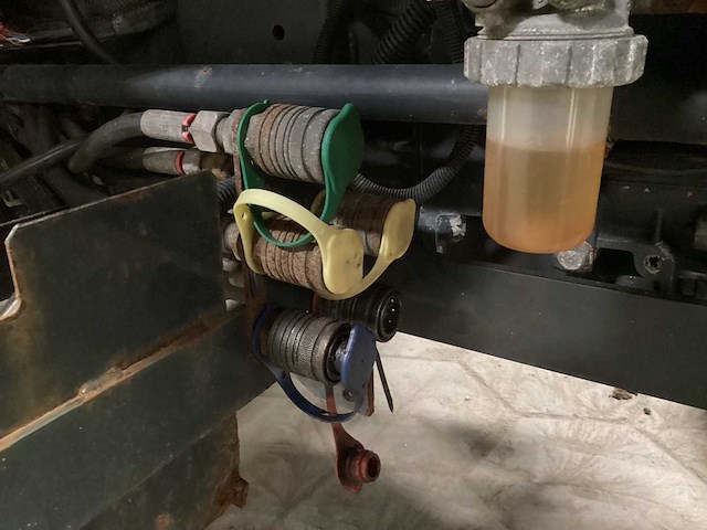 2010 iseki sf 370 zitmaaier - afbeelding 2 van  15