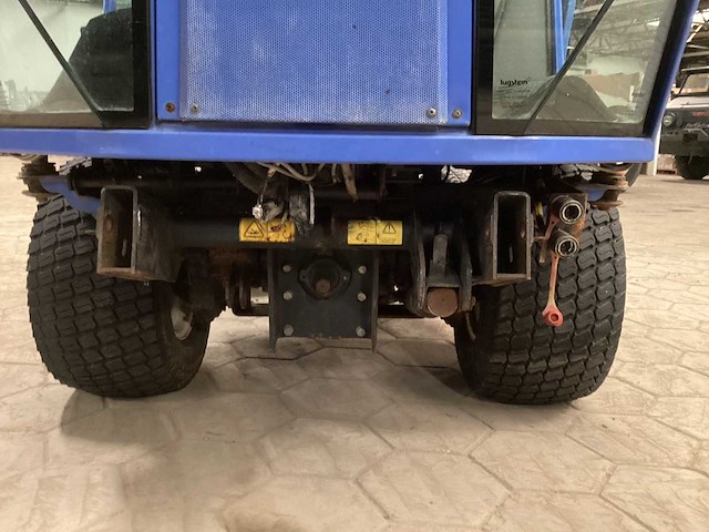 2010 iseki sf 370 zitmaaier - afbeelding 12 van  15