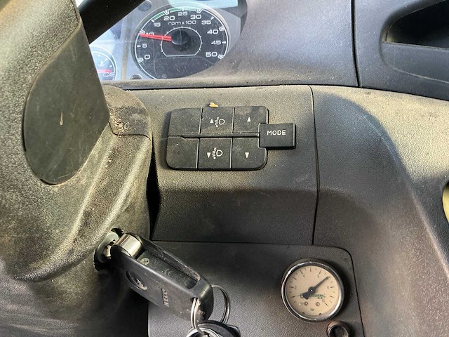 2010 iveco daily 40c18 bedrijfswagen - afbeelding 18 van  38