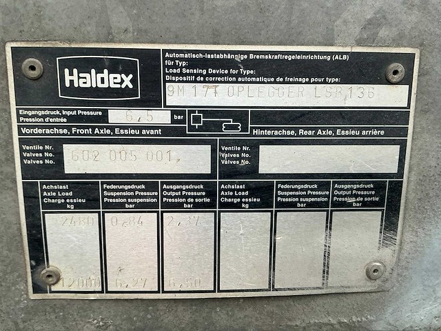 2010 iveco eurocargo ml80e22 vrachtwagen met veldhuizen p31-7a oplegger 16 ton - afbeelding 19 van  64