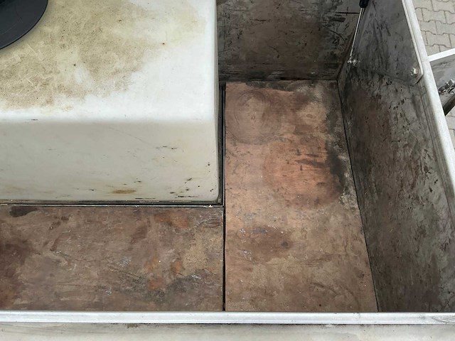 2010 iveco eurocargo ml80e22 vrachtwagen met veldhuizen p31-7a oplegger 16 ton - afbeelding 37 van  64