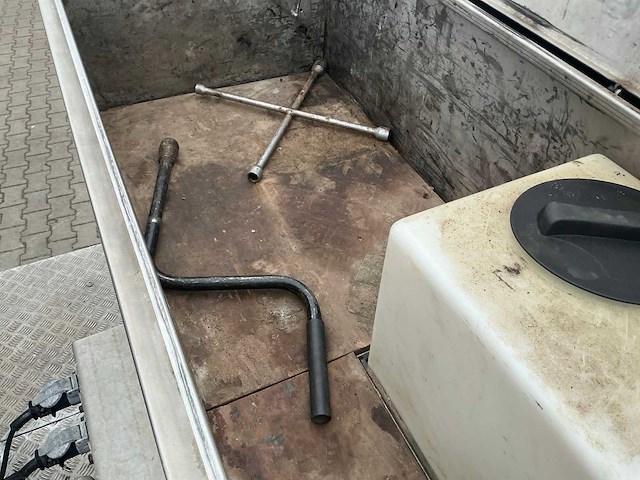 2010 iveco eurocargo ml80e22 vrachtwagen met veldhuizen p31-7a oplegger 16 ton - afbeelding 38 van  64