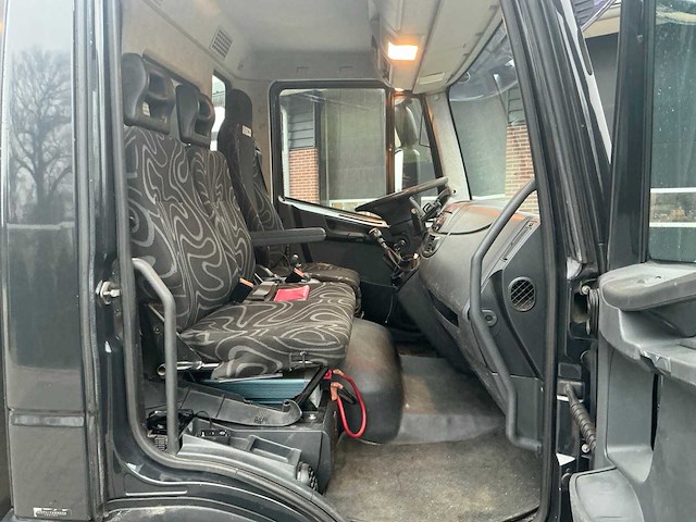 2010 iveco eurocargo ml80e22 vrachtwagen met veldhuizen p31-7a oplegger 16 ton - afbeelding 48 van  64