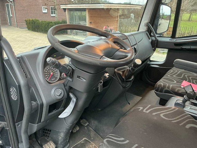 2010 iveco eurocargo ml80e22 vrachtwagen met veldhuizen p31-7a oplegger 16 ton - afbeelding 54 van  64