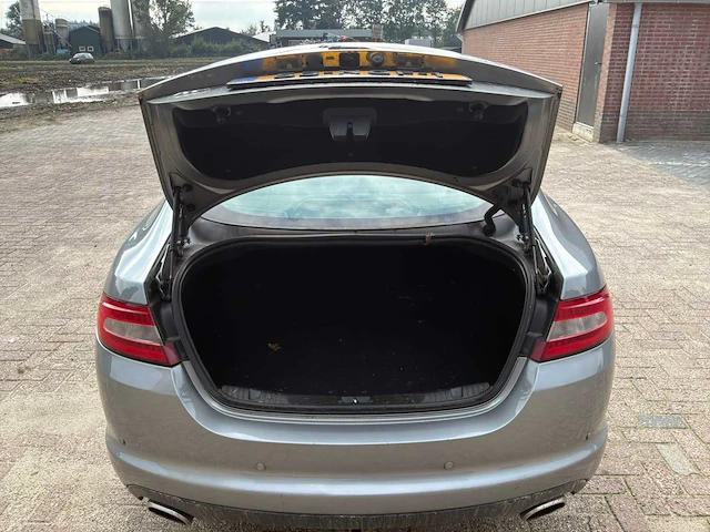 2010 jaguar xf 3.0d v6 luxury personenauto - afbeelding 7 van  9