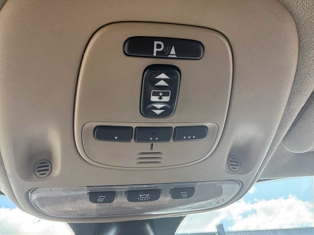 2010 jaguar xk personenauto - afbeelding 17 van  36