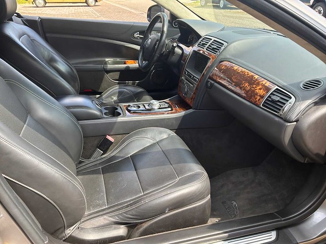 2010 jaguar xk personenauto - afbeelding 22 van  36