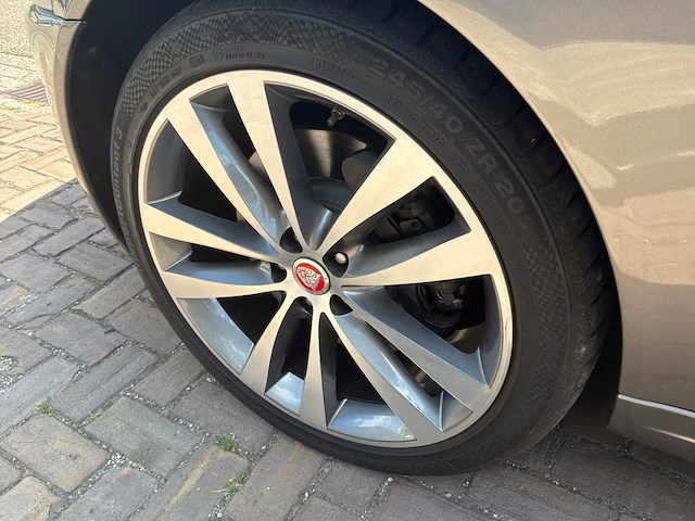 2010 jaguar xk personenauto - afbeelding 27 van  36