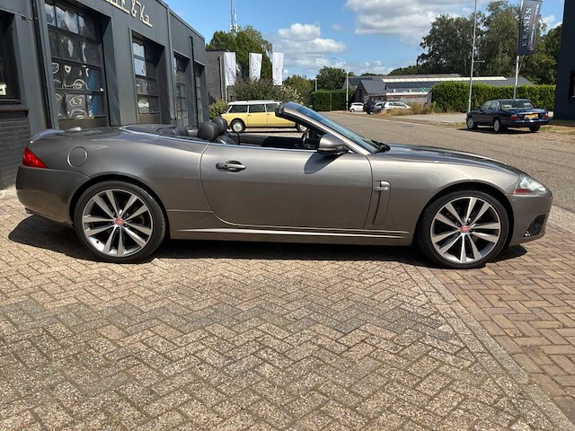 2010 jaguar xk personenauto - afbeelding 33 van  36