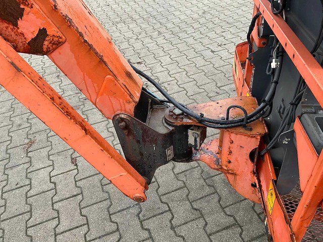 2010 jlg 660sj hoogwerker 4x4 - afbeelding 11 van  35