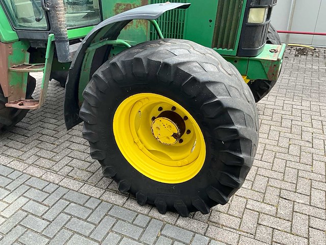 2010 john deere 6210 powerquad vierwielaangedreven landbouwtractor - afbeelding 25 van  32