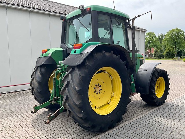 2010 john deere 6210 powerquad vierwielaangedreven landbouwtractor - afbeelding 28 van  32