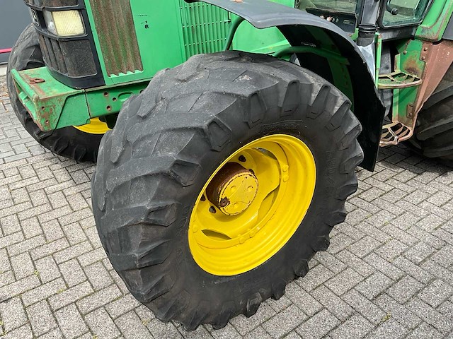 2010 john deere 6210 powerquad vierwielaangedreven landbouwtractor - afbeelding 21 van  32