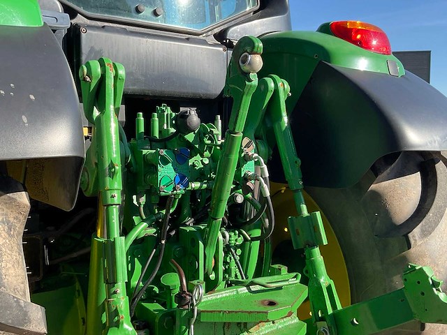 2010 john deere 6830 mw2 vierwielaangedreven landbouwtractor - afbeelding 6 van  25