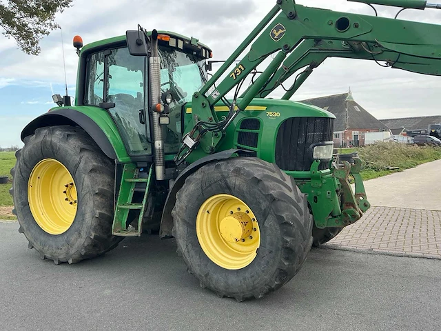 2010 john deere 7530 premium vierwielaangedreven landbouwtractor - afbeelding 6 van  34