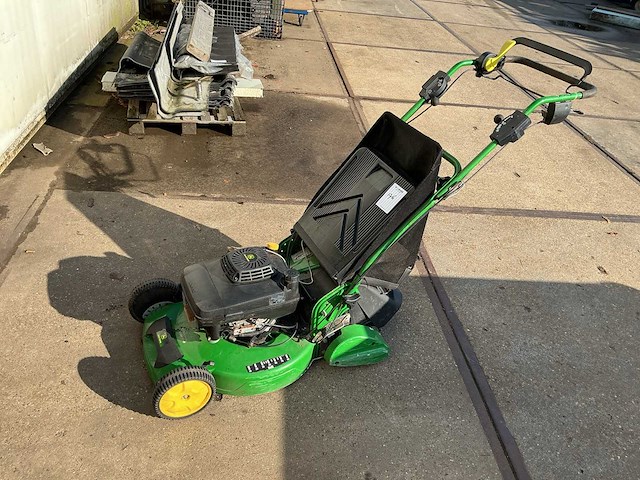2010 john deere grasmaaier - afbeelding 1 van  5