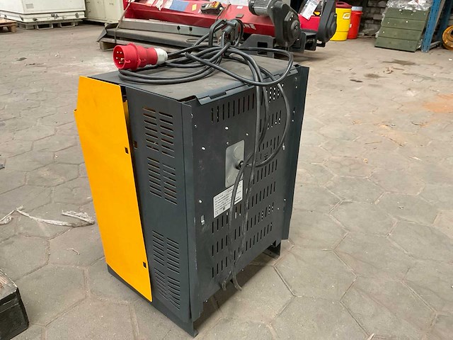 2010 jungheinrich slt100 acculader - afbeelding 2 van  6