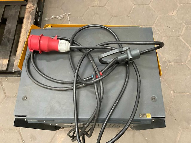 2010 jungheinrich slt100 acculader - afbeelding 4 van  6