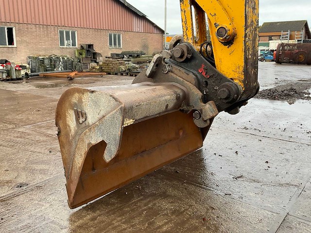 2010 kato hd820vlc rupsgraafmachine - afbeelding 2 van  27