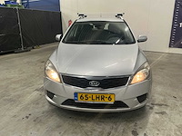 2010 kia cee'd sporty wagon personenauto - afbeelding 18 van  19