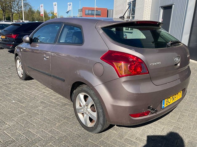 2010 kia pro_cee'd 1.4 cvvt x-tra personenauto - afbeelding 2 van  26