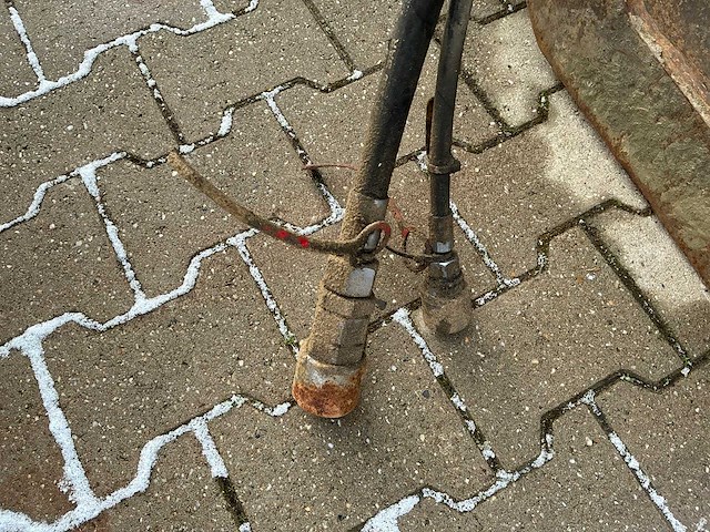 2010 kinshofer c18ve-60 schalengrijper - afbeelding 8 van  9