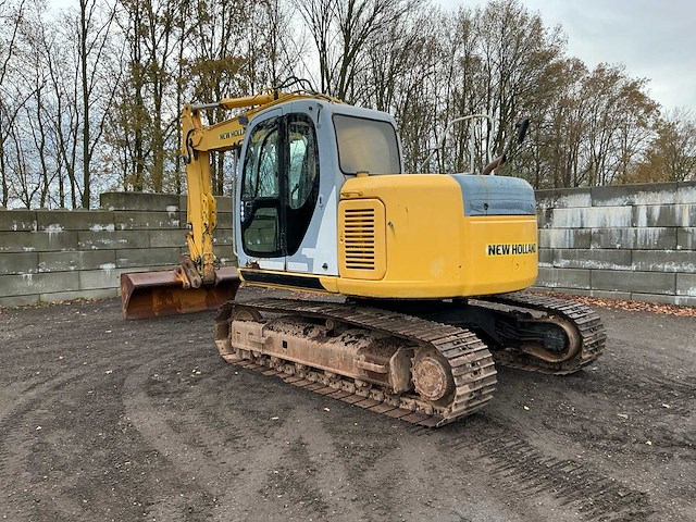 2010 kobelco e115sr rupsgraafmachine - afbeelding 23 van  36