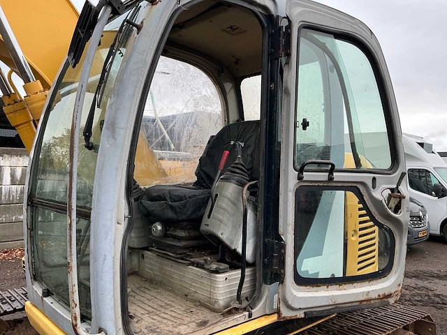 2010 kobelco e115sr rupsgraafmachine - afbeelding 13 van  36