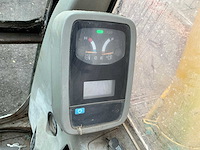 2010 kobelco e115sr rupsgraafmachine - afbeelding 16 van  36