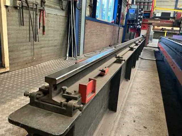 2010 koike maxigraph 3500 autogeen & plasmasnijmachine - afbeelding 21 van  55