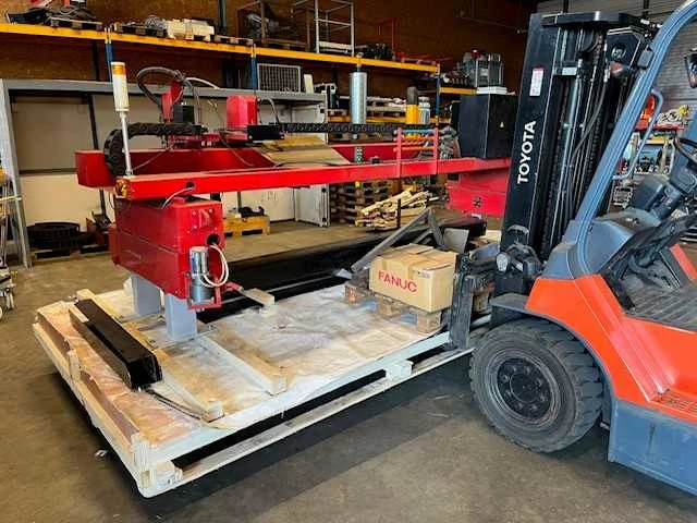 2010 koike maxigraph 3500 autogeen & plasmasnijmachine - afbeelding 23 van  55