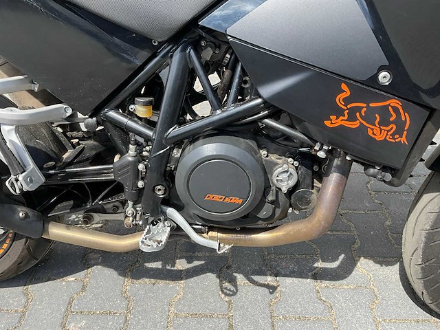 2010 ktm 690 sm motorfiets - afbeelding 7 van  18