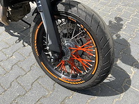 2010 ktm 690 sm motorfiets - afbeelding 8 van  18