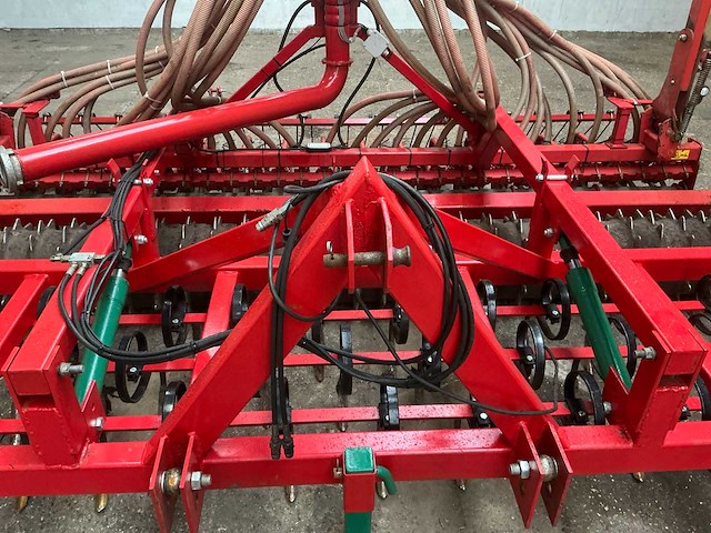 2010 kverneland 4000 mm zaaicombinatie zaaimachine - afbeelding 10 van  38
