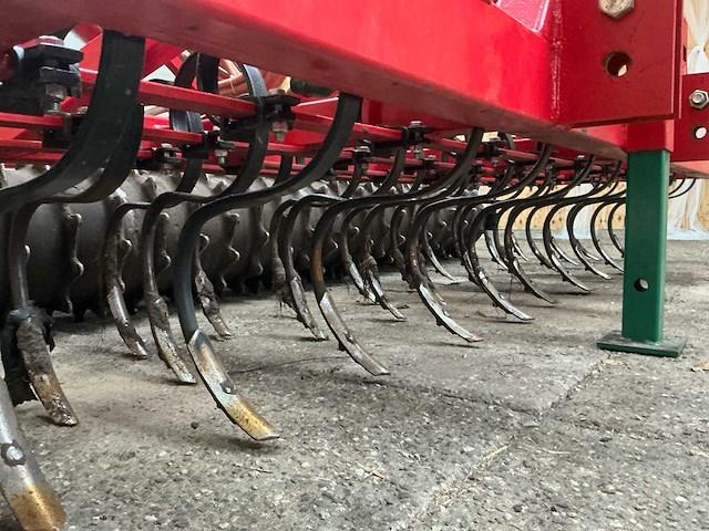 2010 kverneland 4000 mm zaaicombinatie zaaimachine - afbeelding 14 van  38
