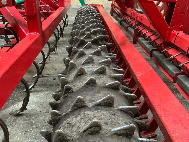 2010 kverneland 4000 mm zaaicombinatie zaaimachine - afbeelding 19 van  38