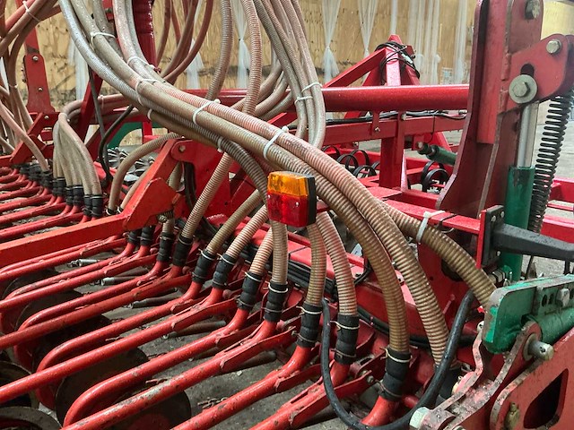 2010 kverneland 4000 mm zaaicombinatie zaaimachine - afbeelding 23 van  38