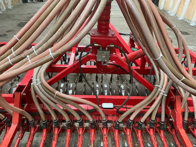 2010 kverneland 4000 mm zaaicombinatie zaaimachine - afbeelding 24 van  38