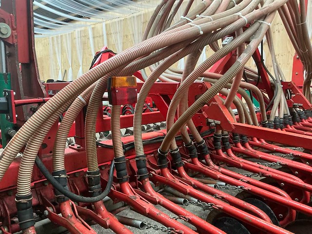 2010 kverneland 4000 mm zaaicombinatie zaaimachine - afbeelding 26 van  38