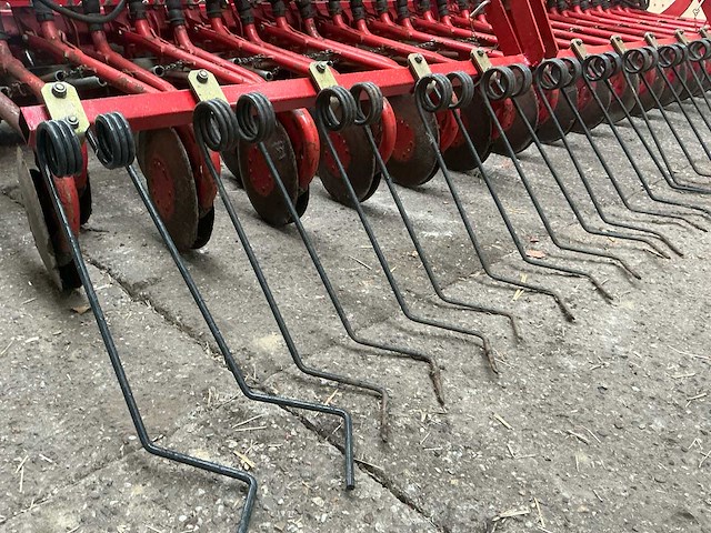 2010 kverneland 4000 mm zaaicombinatie zaaimachine - afbeelding 27 van  38