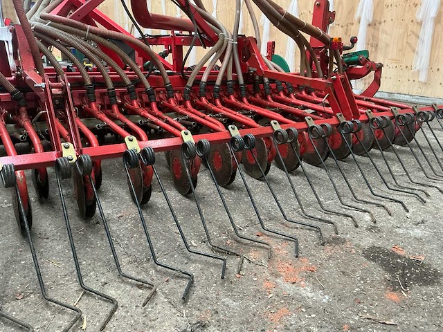 2010 kverneland 4000 mm zaaicombinatie zaaimachine - afbeelding 28 van  38