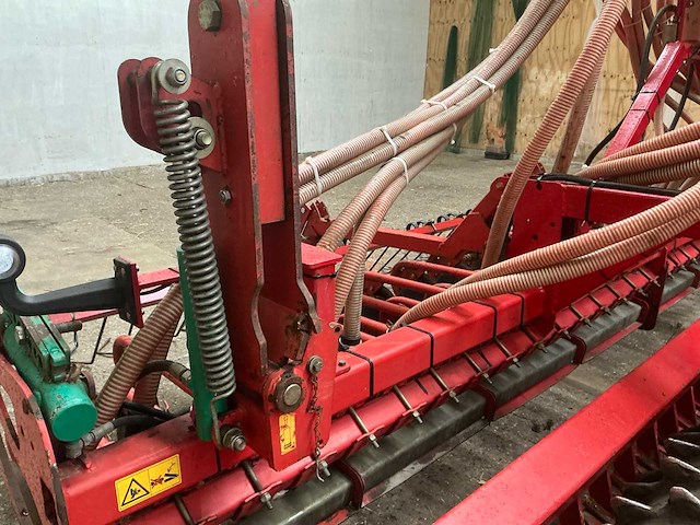 2010 kverneland 4000 mm zaaicombinatie zaaimachine - afbeelding 31 van  38