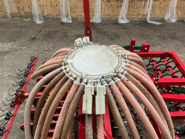 2010 kverneland 4000 mm zaaicombinatie zaaimachine - afbeelding 33 van  38