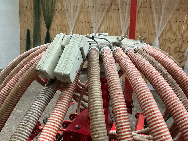 2010 kverneland 4000 mm zaaicombinatie zaaimachine - afbeelding 34 van  38