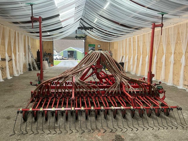 2010 kverneland 4000 mm zaaicombinatie zaaimachine - afbeelding 6 van  38