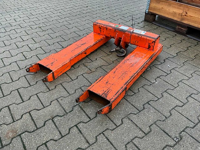 2010 kwint heftruck vaste hijshaak - afbeelding 3 van  8