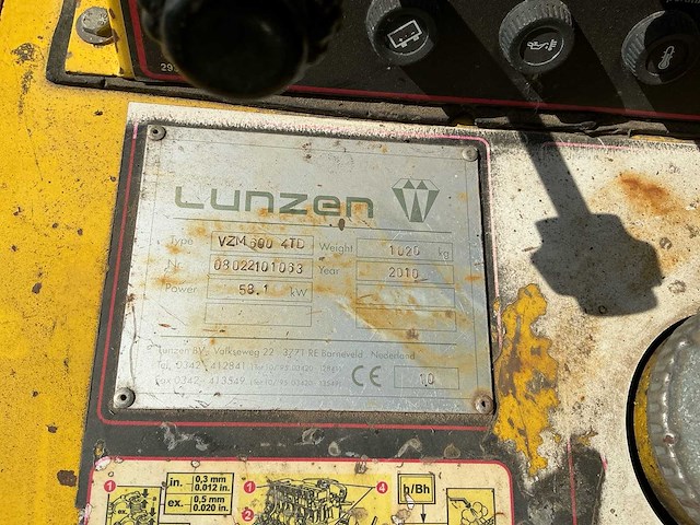 2010 lunzen vzm-600-4td asfalt- en betonzaag - afbeelding 6 van  7