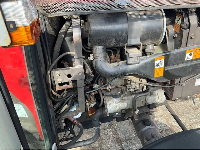 2010 massey ferguson tractor - afbeelding 21 van  36