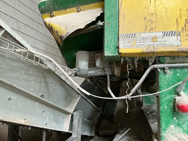 2010 mccloskey 612st puin sorteer machine - afbeelding 5 van  14