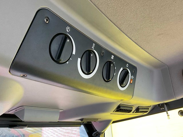 2010 mccormick xtx 165 xtraspeed vierwielaangedreven landbouwtractor - afbeelding 16 van  20